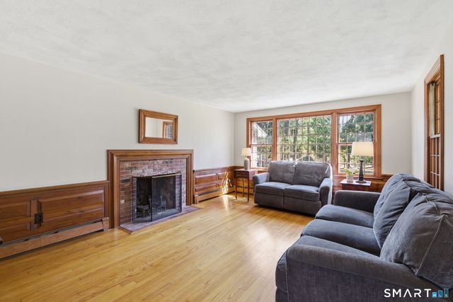 42 Timber Trail, Manchester, CT 06040