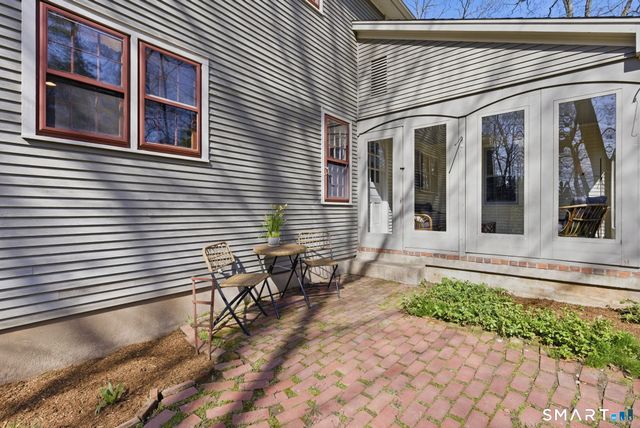 42 Timber Trail, Manchester, CT 06040