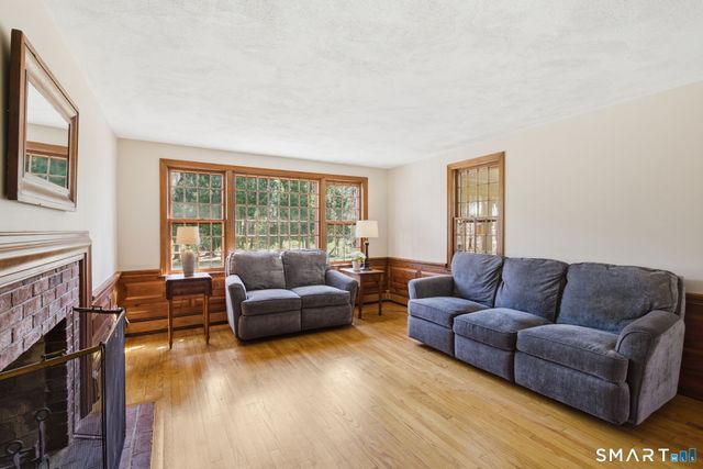 42 Timber Trail, Manchester, CT 06040