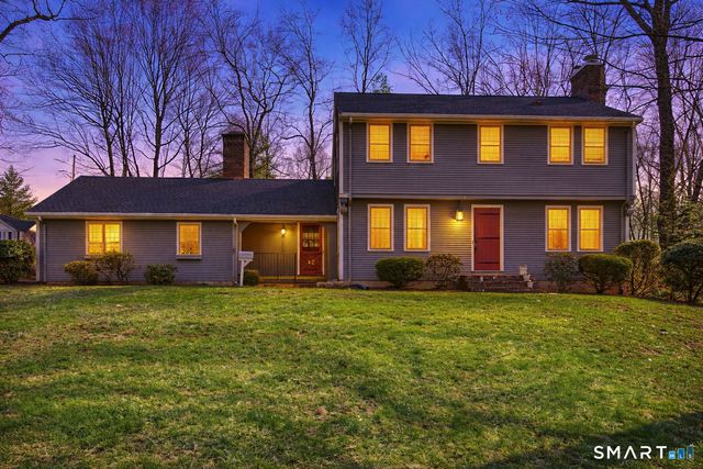 42 Timber Trail, Manchester, CT 06040