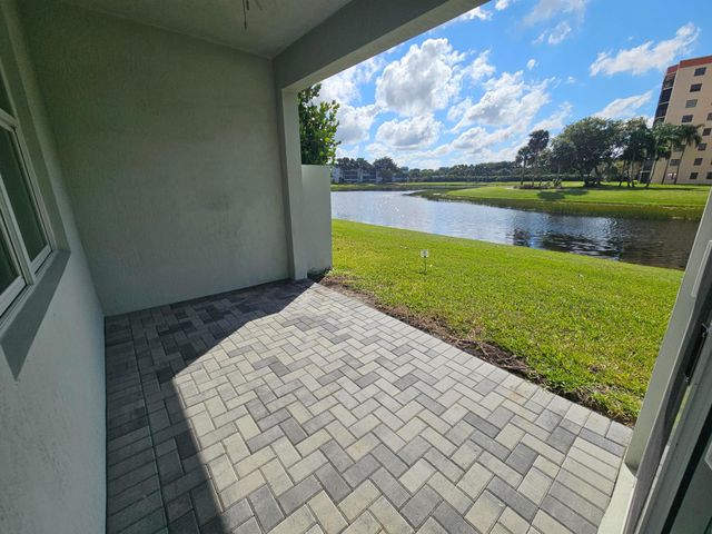 15018 Three Ponds Trail, Delray Beach, FL 33446