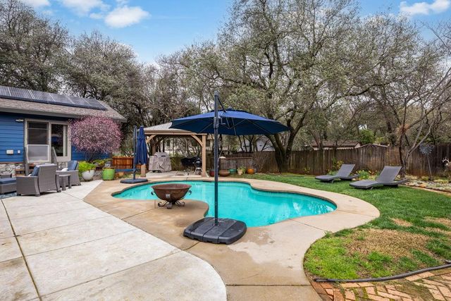 3505 Fairway Dr, Cameron Park, CA 95682