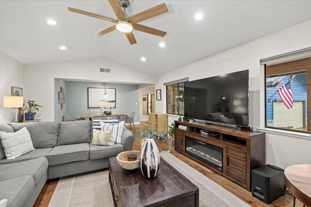 3505 Fairway Dr, Cameron Park, CA 95682