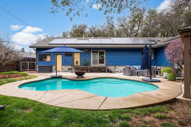 3505 Fairway Dr, Cameron Park, CA 95682