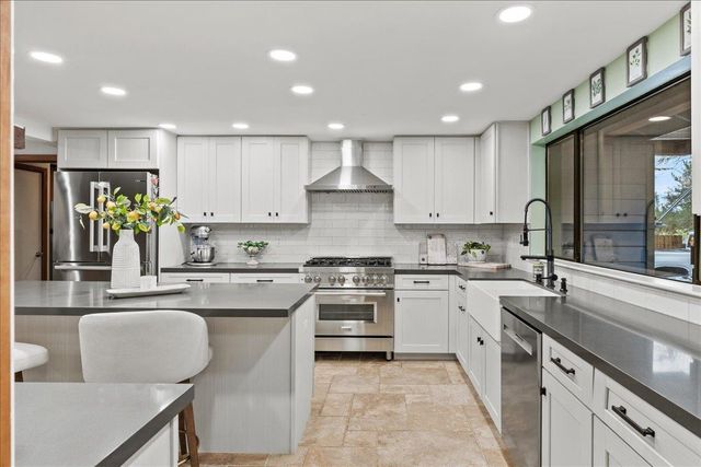 3505 Fairway Dr, Cameron Park, CA 95682