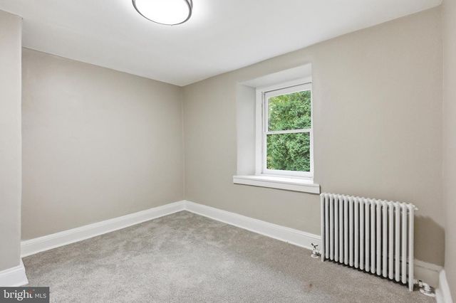 4066 HOLLOW RD, Malvern, PA 19355