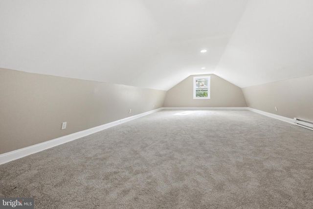4066 HOLLOW RD, Malvern, PA 19355