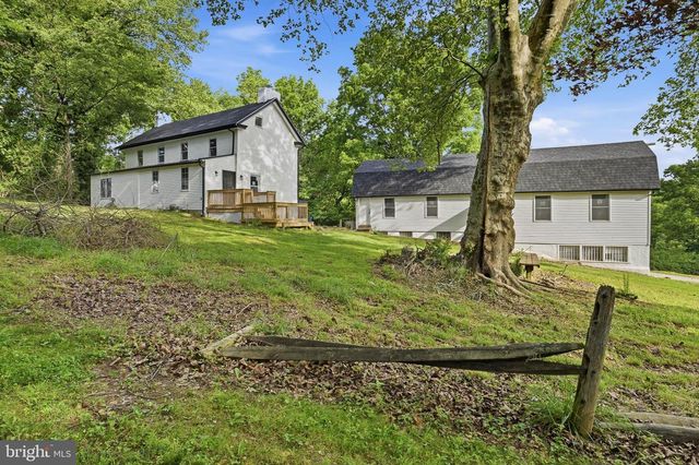 4066 HOLLOW RD, Malvern, PA 19355