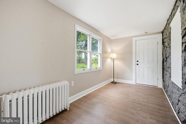 4066 HOLLOW RD, Malvern, PA 19355