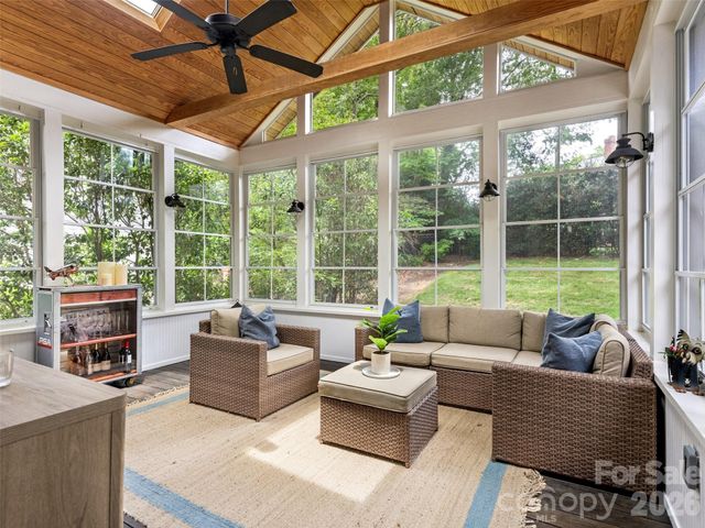 9317 Hanover South Trail, Charlotte, NC 28210