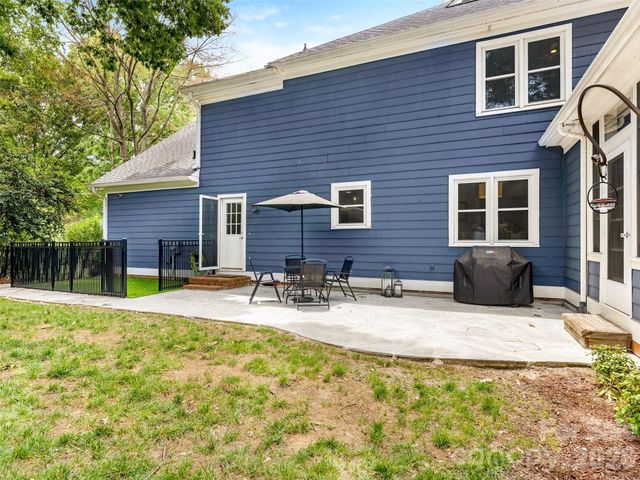 9317 Hanover South Trail, Charlotte, NC 28210