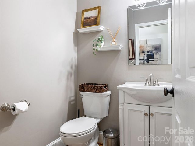 9317 Hanover South Trail, Charlotte, NC 28210