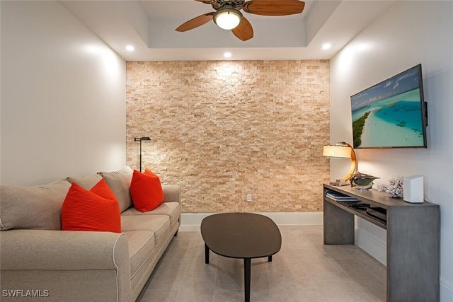 1030 3rD AVE S 504, Naples, FL 34102