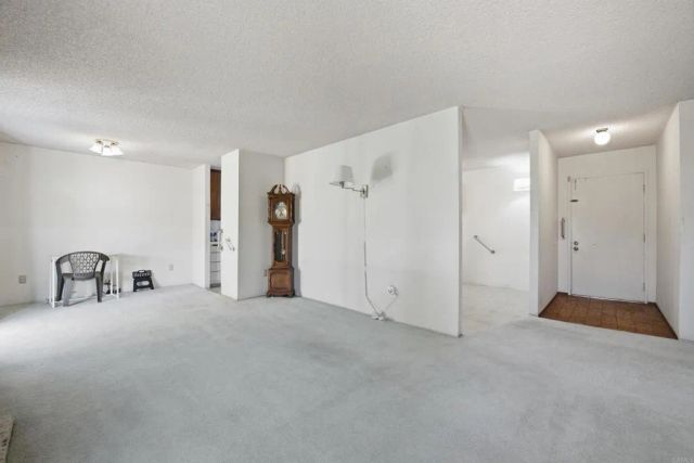 10016 Bilteer Court, Santee, CA 92071