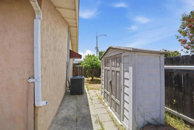 10016 Bilteer Court, Santee, CA 92071