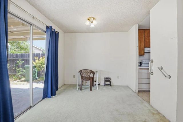 10016 Bilteer Court, Santee, CA 92071
