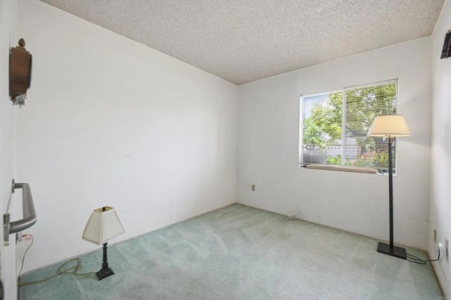 10016 Bilteer Court, Santee, CA 92071