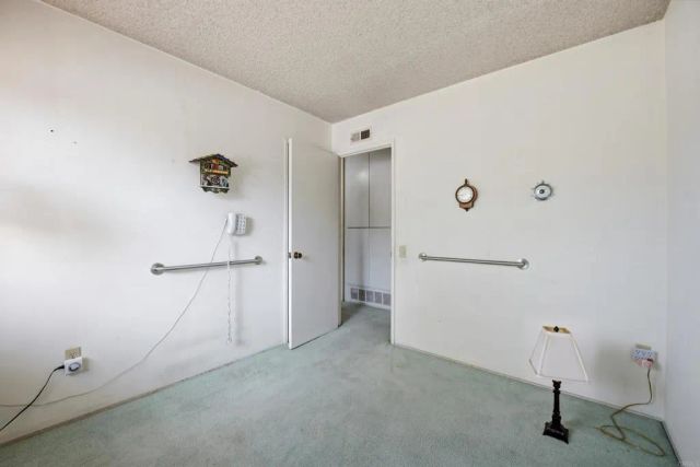 10016 Bilteer Court, Santee, CA 92071