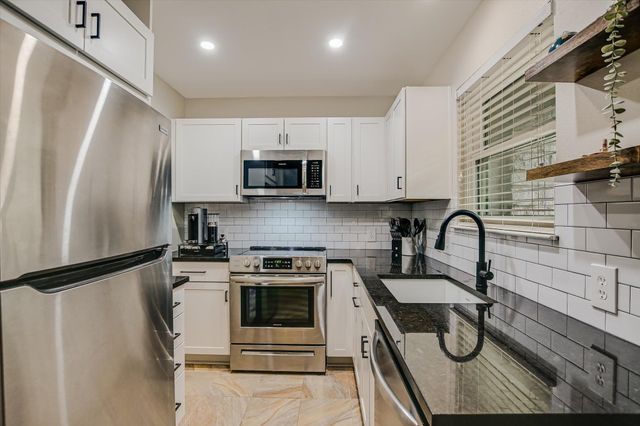 9226 Jollyville RD 122, Austin, TX 78759