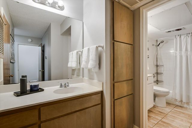 9226 Jollyville RD 122, Austin, TX 78759