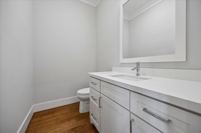 4919 Holt Street, Bellaire, TX 77401