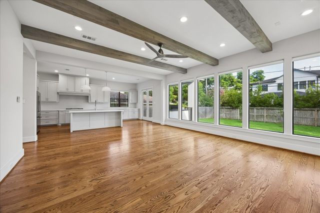 4919 Holt Street, Bellaire, TX 77401