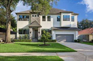 4919 Holt Street, Bellaire, TX 77401