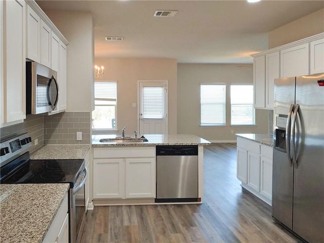 636 Donegal LN, Georgetown, TX 78626