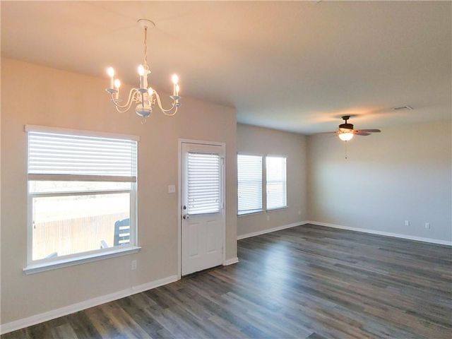 636 Donegal LN, Georgetown, TX 78626