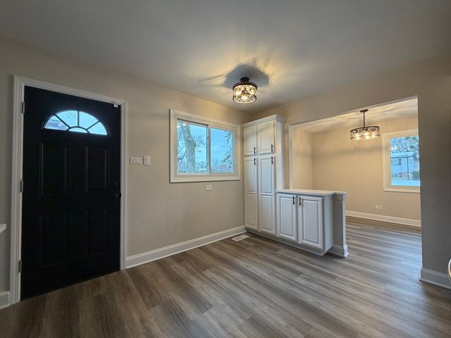 312 Illinois Street, Park Forest, IL 60466