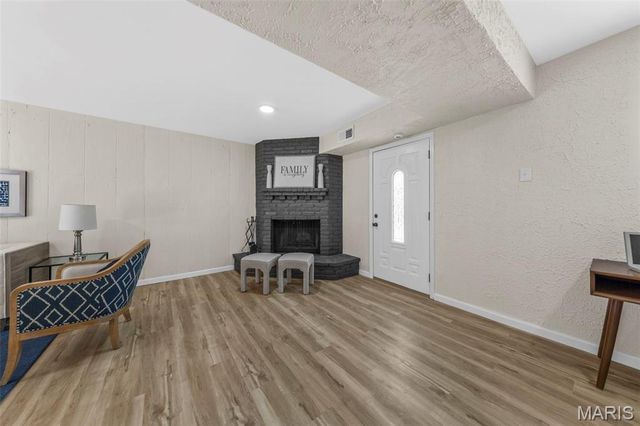 11018 Whitehall Manor Drive, Bridgeton, MO 63044