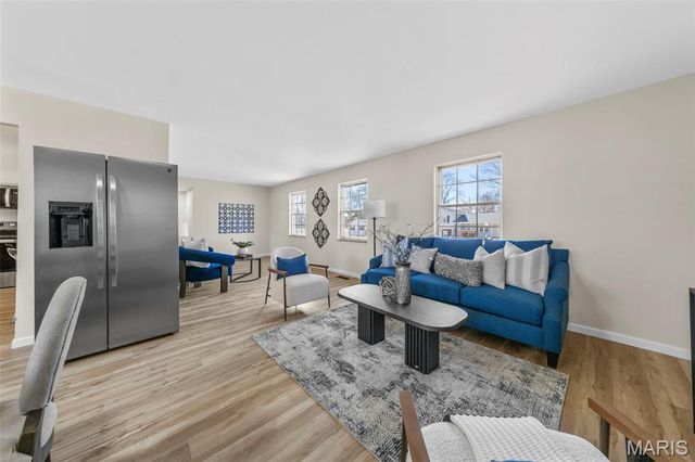 11018 Whitehall Manor Drive, Bridgeton, MO 63044