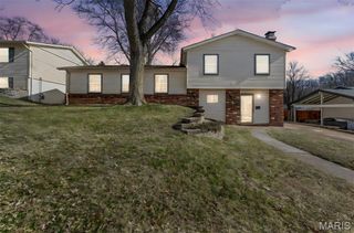 11018 Whitehall Manor Drive, Bridgeton, MO 63044