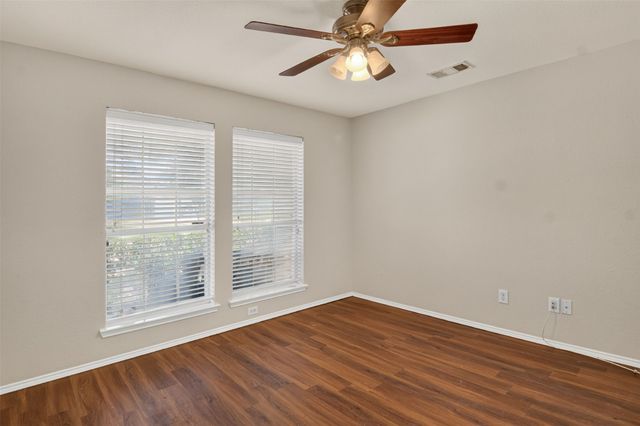 9241 Oldwest Trail, Fort Worth, TX 76131