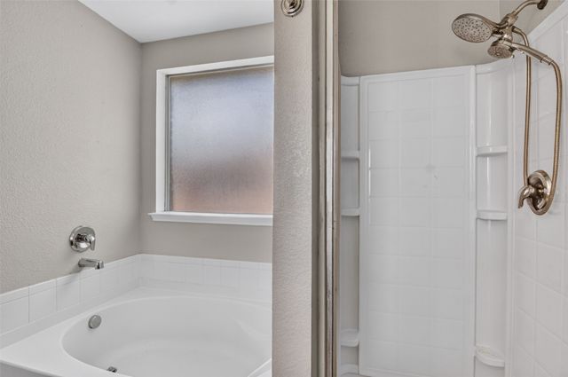 9241 Oldwest Trail, Fort Worth, TX 76131