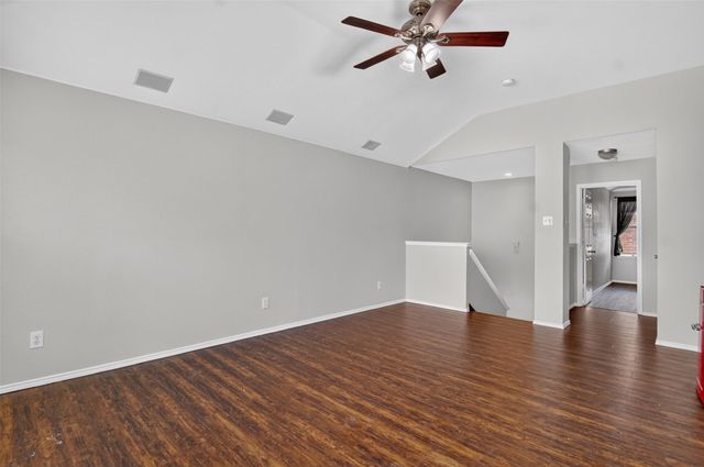 9241 Oldwest Trail, Fort Worth, TX 76131