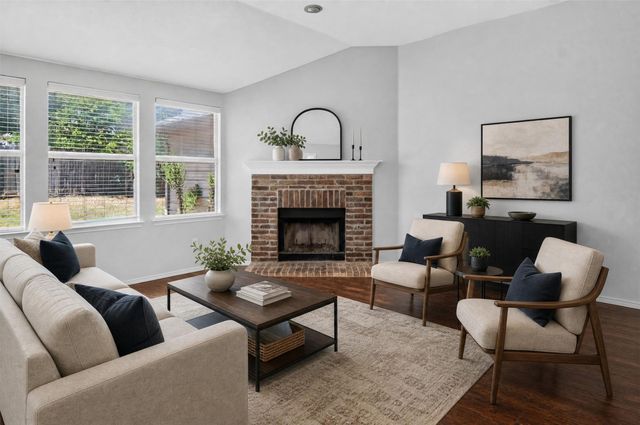 9241 Oldwest Trail, Fort Worth, TX 76131