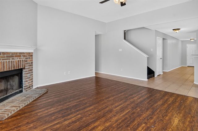 9241 Oldwest Trail, Fort Worth, TX 76131
