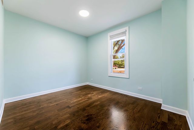 16563 S PARK Avenue, South Holland, IL 60473