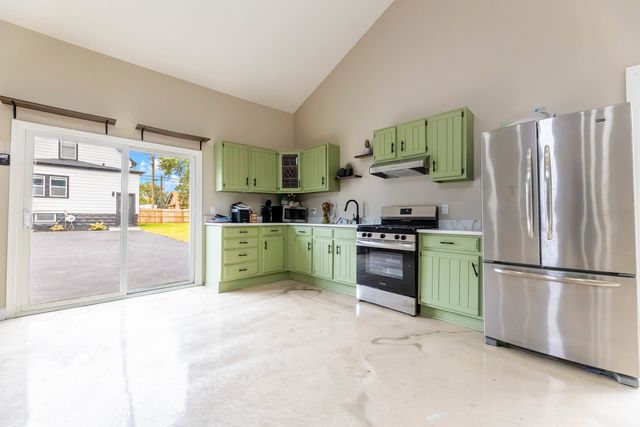 16563 S PARK Avenue, South Holland, IL 60473