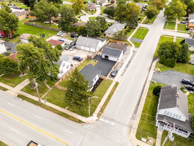 16563 S PARK Avenue, South Holland, IL 60473