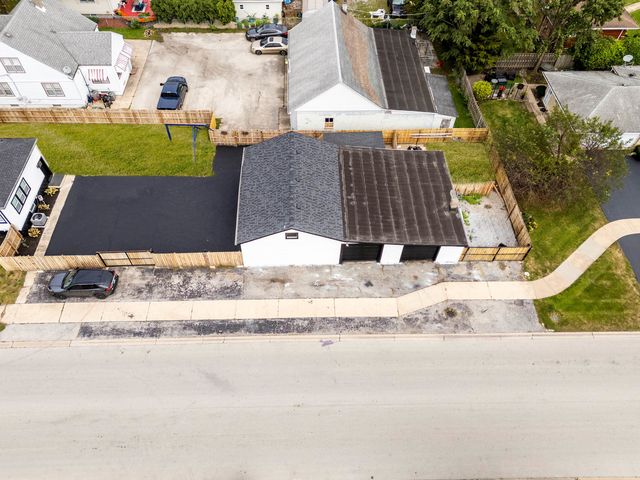 16563 S PARK Avenue, South Holland, IL 60473