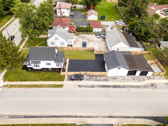 16563 S PARK Avenue, South Holland, IL 60473