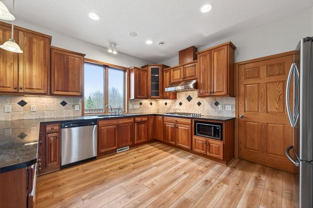 10385 Yates Drive N, Brooklyn Park, MN 55443