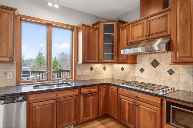 10385 Yates Drive N, Brooklyn Park, MN 55443