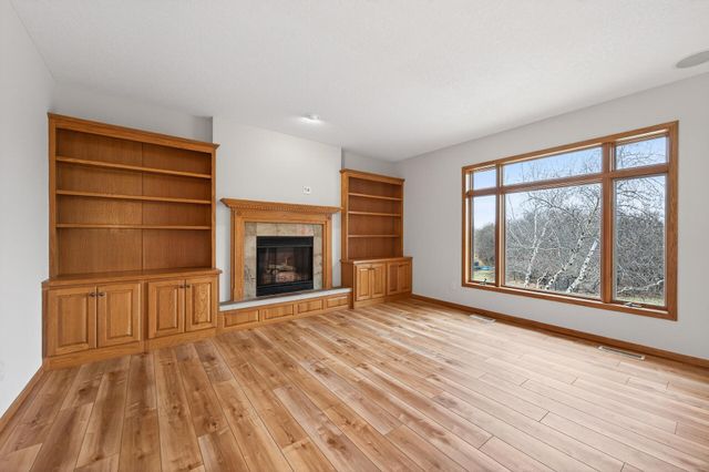 10385 Yates Drive N, Brooklyn Park, MN 55443