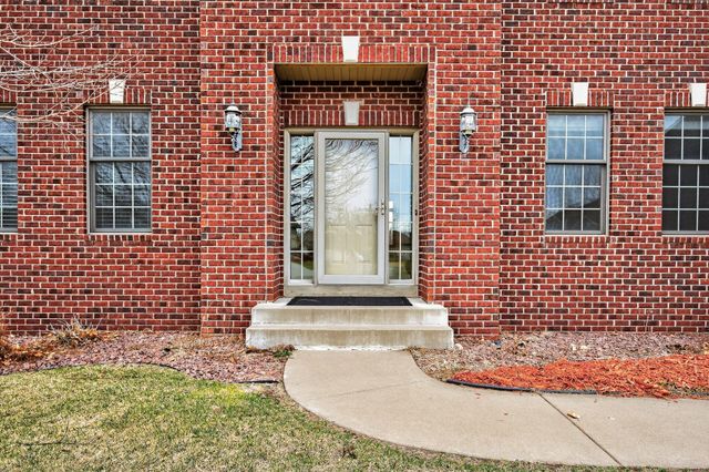 10385 Yates Drive N, Brooklyn Park, MN 55443