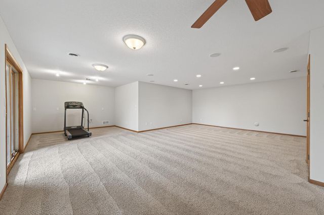 10385 Yates Drive N, Brooklyn Park, MN 55443