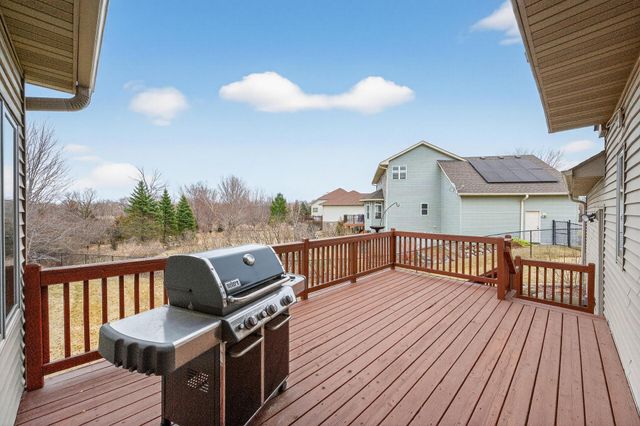 10385 Yates Drive N, Brooklyn Park, MN 55443