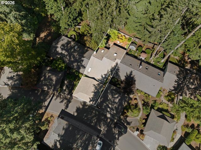 4238 WOODSIDE Cir, Lake Oswego, OR 97035